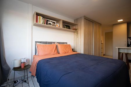 Studio à venda com 33m², 1 quarto e sem vaga Studio à venda com 33m², 1 quarto e sem vagaKitnet