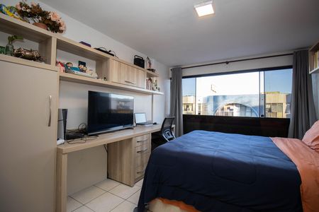 Studio à venda com 33m², 1 quarto e sem vaga Studio à venda com 33m², 1 quarto e sem vagaKitnet