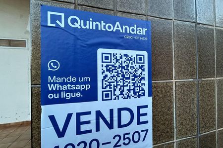 Studio à venda com 33m², 1 quarto e sem vaga Studio à venda com 33m², 1 quarto e sem vagaPlaca