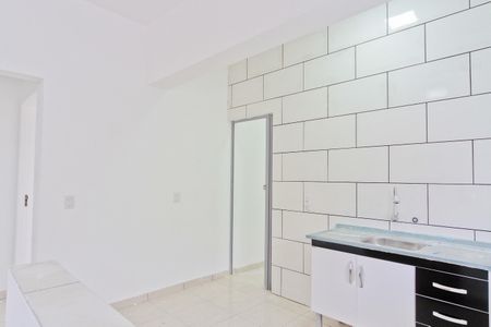 Cozinha de apartamento para alugar com 2 quartos, 70m² em Limão, São Paulo