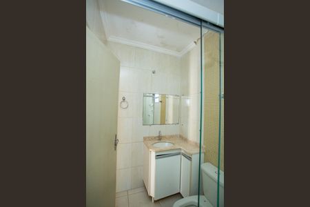 Casa para alugar com 223m², 3 quartos e 2 vagas Casa para alugar com 223m², 3 quartos e 2 vagasBanheiro Social