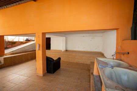 Casa para alugar com 223m², 3 quartos e 2 vagas Casa para alugar com 223m², 3 quartos e 2 vagasCozinha e Área de Serviço