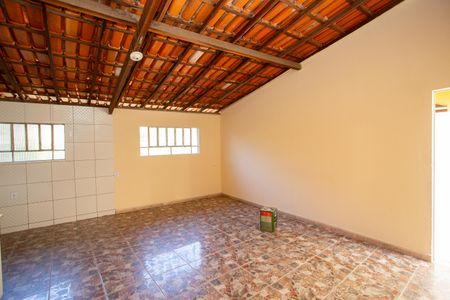 Casa para alugar com 223m², 3 quartos e 2 vagas Casa para alugar com 223m², 3 quartos e 2 vagasCozinha e Área de Serviço