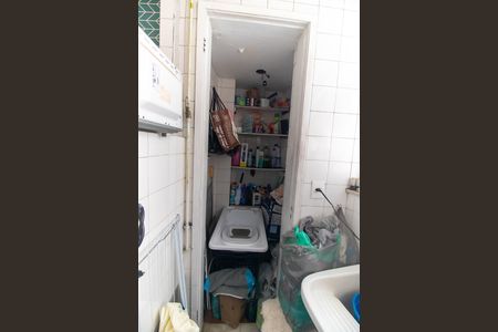 Área de serviço de apartamento para alugar com 2 quartos, 95m² em Santa Rosa, Niterói