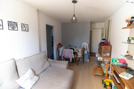 Sala de apartamento para alugar com 2 quartos, 95m² em Santa Rosa, Niterói