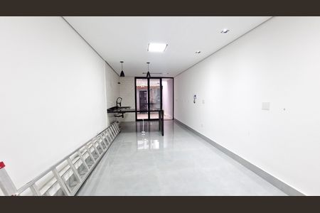 Sala de casa à venda com 3 quartos, 140m² em Jardim Sabara, São Paulo