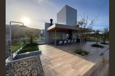 Área externa de kitnet/studio para alugar com 1 quarto, 79m² em Campeche, Florianópolis