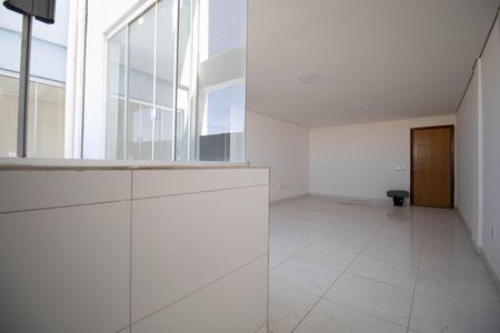 Área de Serviço de apartamento para alugar com 2 quartos, 65m² em Setor Habitacional Arniqueira, Brasília