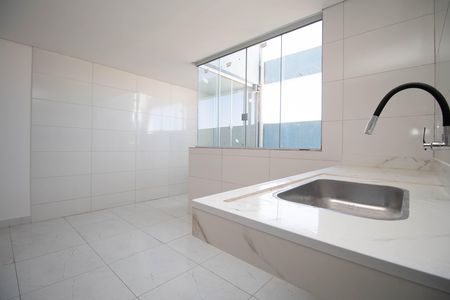 Apartamento para alugar com 65m², 2 quartos e sem vagaCozinha