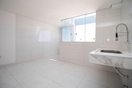 Apartamento para alugar com 60m², 2 quartos e sem vagaCozinha