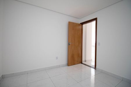 Quarto 2 de apartamento para alugar com 2 quartos, 60m² em Conjunto 21, Brasília