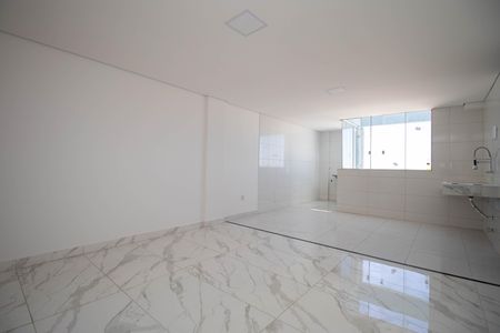 Apartamento para alugar com 2 quartos, 60m² em Conjunto 21, Brasília