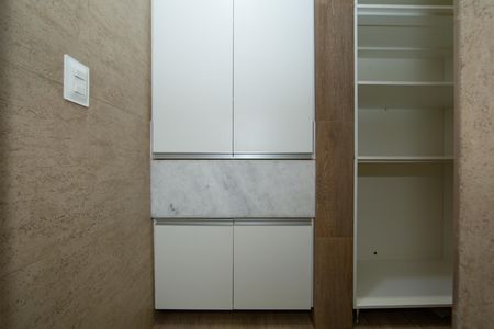 DESPENSA de apartamento à venda com 4 quartos, 210m² em Buritis, Belo Horizonte