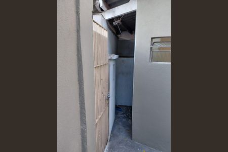 Área Externa de casa para alugar com 1 quarto, 30m² em Vila do Castelo, São Paulo