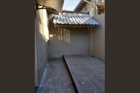 Área Externa de casa para alugar com 1 quarto, 30m² em Vila do Castelo, São Paulo