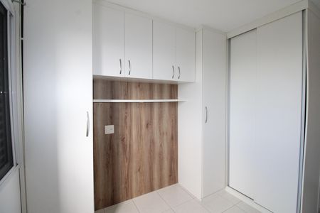 Suíte de apartamento para alugar com 2 quartos, 64m² em Urbanova, São José dos Campos