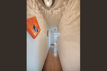 Apartamento para alugar com 106m², 3 quartos e 2 vagasCorredor - Quartos
