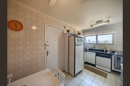 Apartamento para alugar com 106m², 3 quartos e 2 vagasCozinha