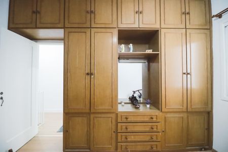 Quarto 2 de casa para alugar com 2 quartos, 130m² em Vila Pauliceia, São Paulo