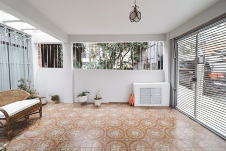 Garagem de casa para alugar com 2 quartos, 130m² em Vila Pauliceia, São Paulo