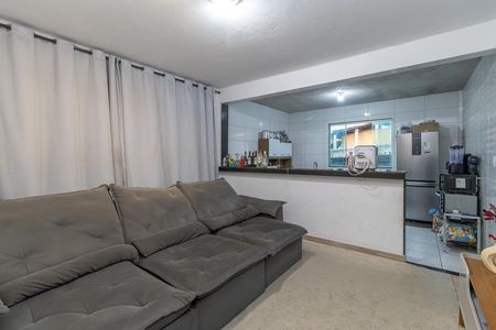 Sala de casa para alugar com 3 quartos, 120m² em Piratininga, Belo Horizonte