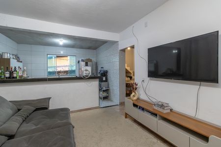 Sala de casa para alugar com 3 quartos, 120m² em Piratininga, Belo Horizonte