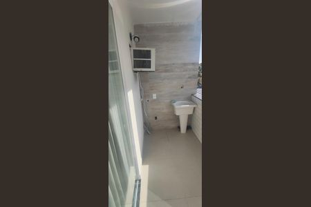 Apartamento para alugar com 50m², 2 quartos e sem vaga Apartamento para alugar com 50m², 2 quartos e sem vagaÁrea de serviço