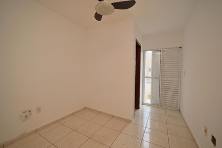 Quarto 2 de casa de condomínio para alugar com 2 quartos, 60m² em Vila Ré, São Paulo