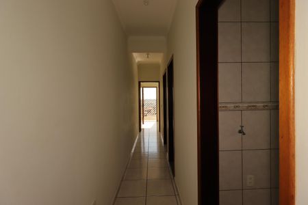 Corredor de casa para alugar com 2 quartos, 86m² em Jardim Las Vegas, Santo André