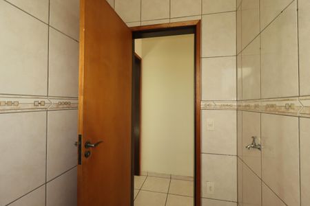 Área de Serviço de casa para alugar com 2 quartos, 86m² em Jardim Las Vegas, Santo André