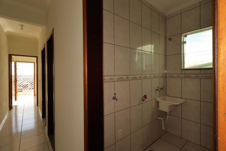 Casa para alugar com 86m², 2 quartos e sem vagaCorredor