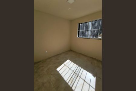 Quarto 2 de apartamento para alugar com 2 quartos, 60m² em Taquara, Rio de Janeiro