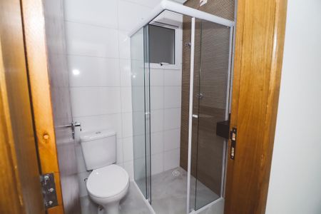 Banheiro de apartamento para alugar com 2 quartos, 42m² em Parque Mandaqui, São Paulo