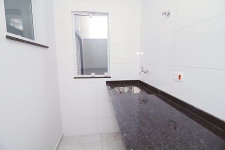 Cozinha e Área de Serviço de apartamento para alugar com 2 quartos, 42m² em Parque Mandaqui, São Paulo