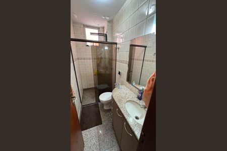 Banheiro social de apartamento para alugar com 3 quartos, 72m² em Ipiranga, Belo Horizonte
