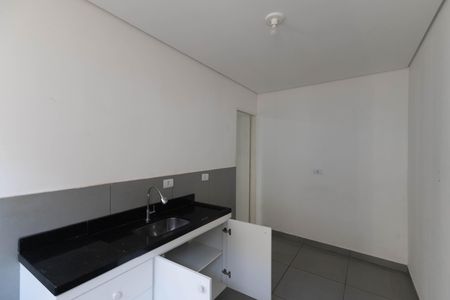 Cozinha  de casa para alugar com 1 quarto, 32m² em Vila Guilherme, São Paulo