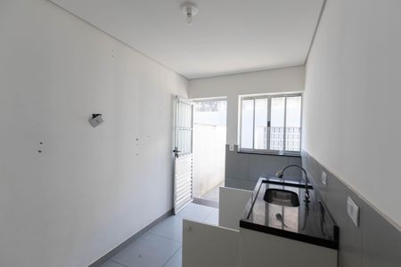 Cozinha  de casa para alugar com 1 quarto, 32m² em Vila Guilherme, São Paulo