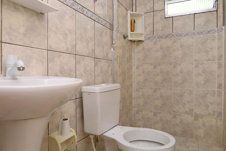 Banheiro de apartamento à venda com 2 quartos, 52m² em Jardim Marilu, São Paulo