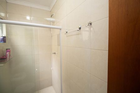 Casa à venda com 121m², 3 quartos e 3 vagasBanheiro da Suíte