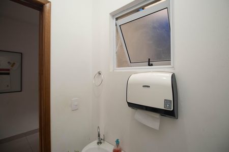 Casa à venda com 121m², 3 quartos e 3 vagasLavabo