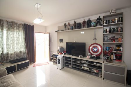 Casa à venda com 121m², 3 quartos e 3 vagasSala 