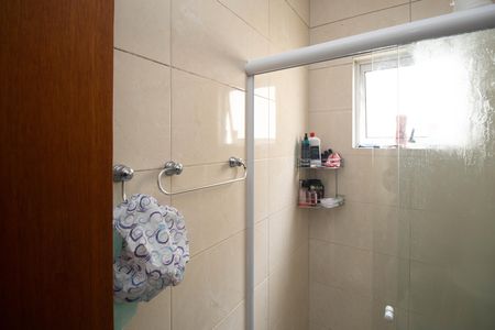 Casa à venda com 121m², 3 quartos e 3 vagasBanheiro 3
