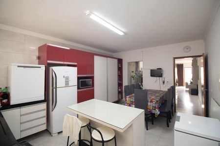 Casa à venda com 121m², 3 quartos e 3 vagasCozinha - Armários