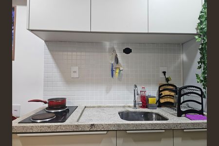 Cozinha de apartamento para alugar com 1 quarto, 30m² em Amaralina, Salvador