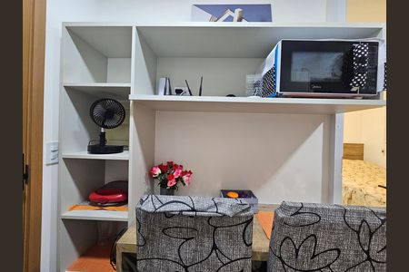 Cozinha de apartamento para alugar com 1 quarto, 30m² em Amaralina, Salvador