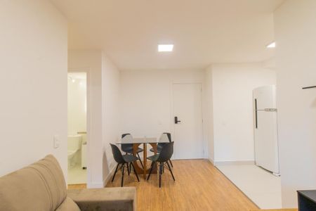 Apartamento para alugar com 44m², 2 quartos e 1 vaga