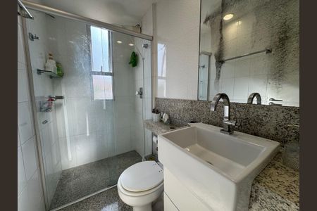 Apartamento à venda com 146m², 2 quartos e 2 vagas Apartamento à venda com 146m², 2 quartos e 2 vagasBanheiro