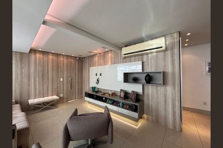 Apartamento à venda com 146m², 2 quartos e 2 vagas Apartamento à venda com 146m², 2 quartos e 2 vagasSala