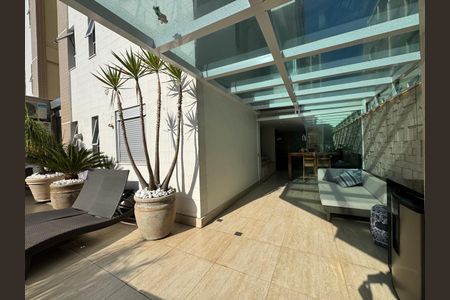 Apartamento à venda com 146m², 2 quartos e 2 vagas Apartamento à venda com 146m², 2 quartos e 2 vagasÁrea externa