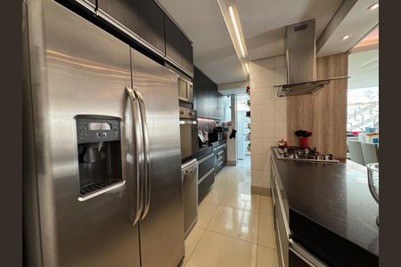 Apartamento à venda com 146m², 2 quartos e 2 vagas Apartamento à venda com 146m², 2 quartos e 2 vagasCozinha